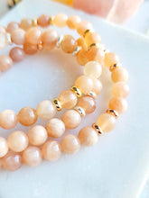 Load image into Gallery viewer, Peach Moonstone with Sunstone Bracelet