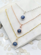 Load image into Gallery viewer, Blue Kyanite Necklace - DELICA Collection