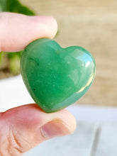 Load image into Gallery viewer, Green Aventurine Heart - 30mm
