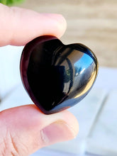 Load image into Gallery viewer, Obsidian Heart - 30mm
