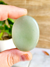 Load image into Gallery viewer, Green Aventurine Thumb Stone - 45mm
