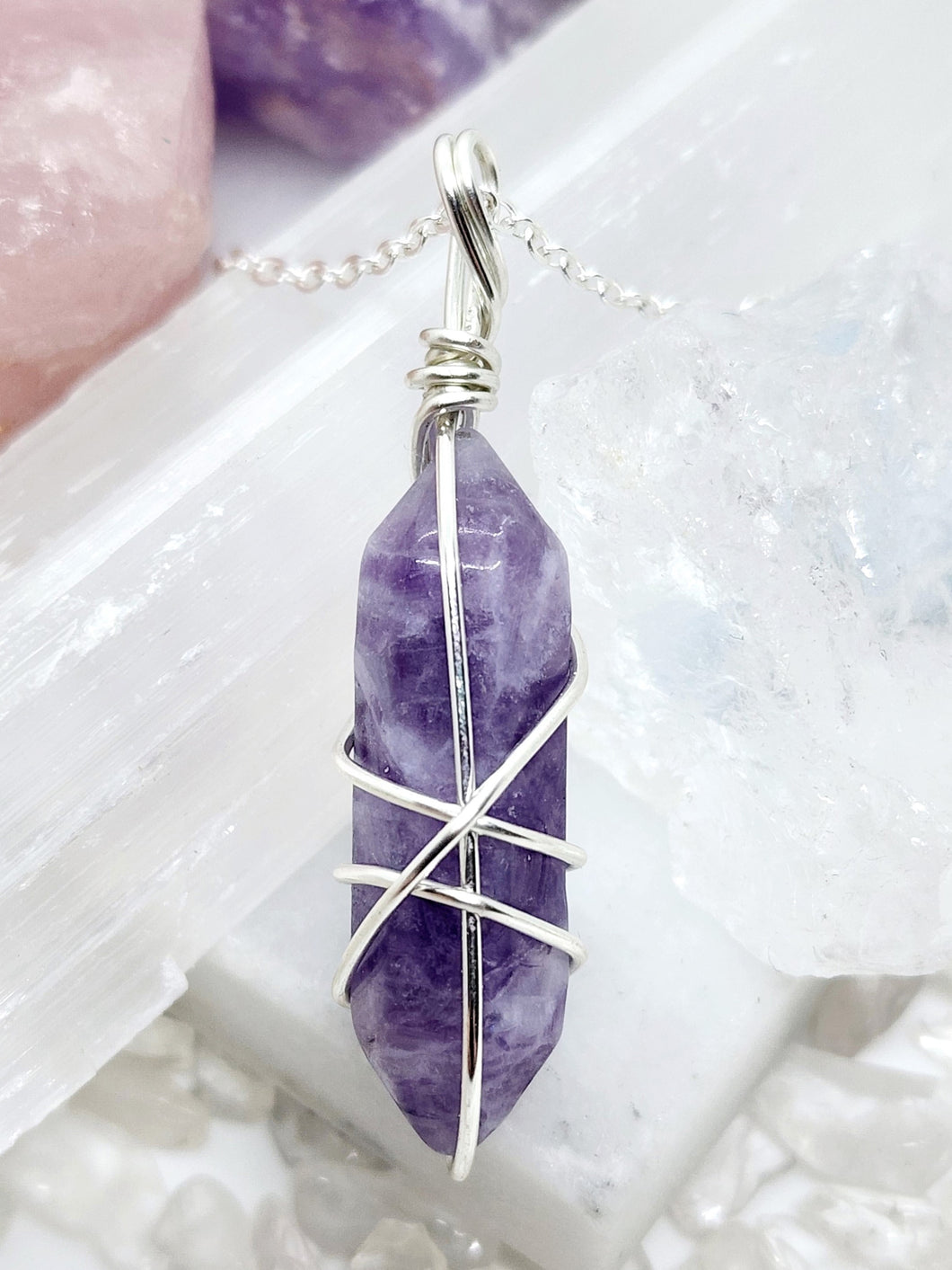 Unlock mental clarity and spiritual insight with Purple Fluorite. This crystal enhances focus, emotional healing, and connection to higher realms, perfect for deepening your spiritual practice