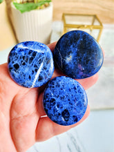 Load image into Gallery viewer, Sodalite Palm Stone - 40mm
