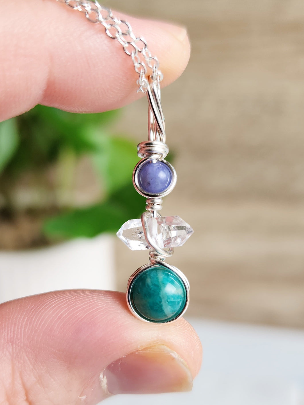 Tranquil Truth - Silver 18 Inch length