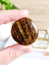 Load image into Gallery viewer, Bronzite Palm Stone - 40mm
