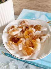 Load image into Gallery viewer, Citrine Crystal Points
