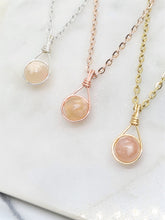 Load image into Gallery viewer, Flower Agate Necklace - DELICA Collection
