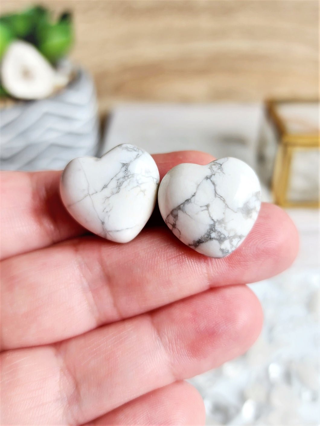 Howlite Heart Mini - 20mm