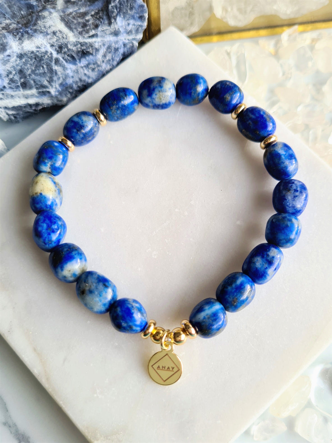 A stone of wisdom and strength, Lapis Lazuli encourages you to focus on the big picture and not be distracted by minor troubles. 