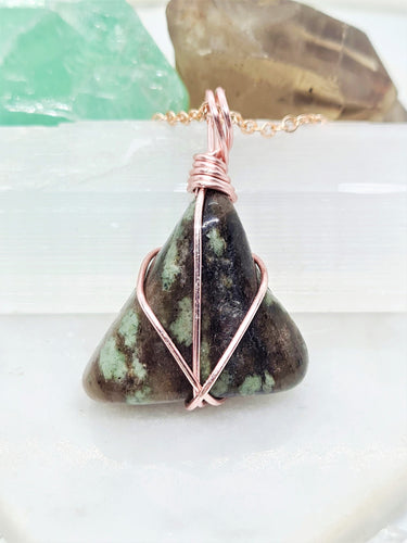 Reach your full potential and build the life of your dreams. Nundorite supports you to keep moving forward and stay focused on your goals. 
