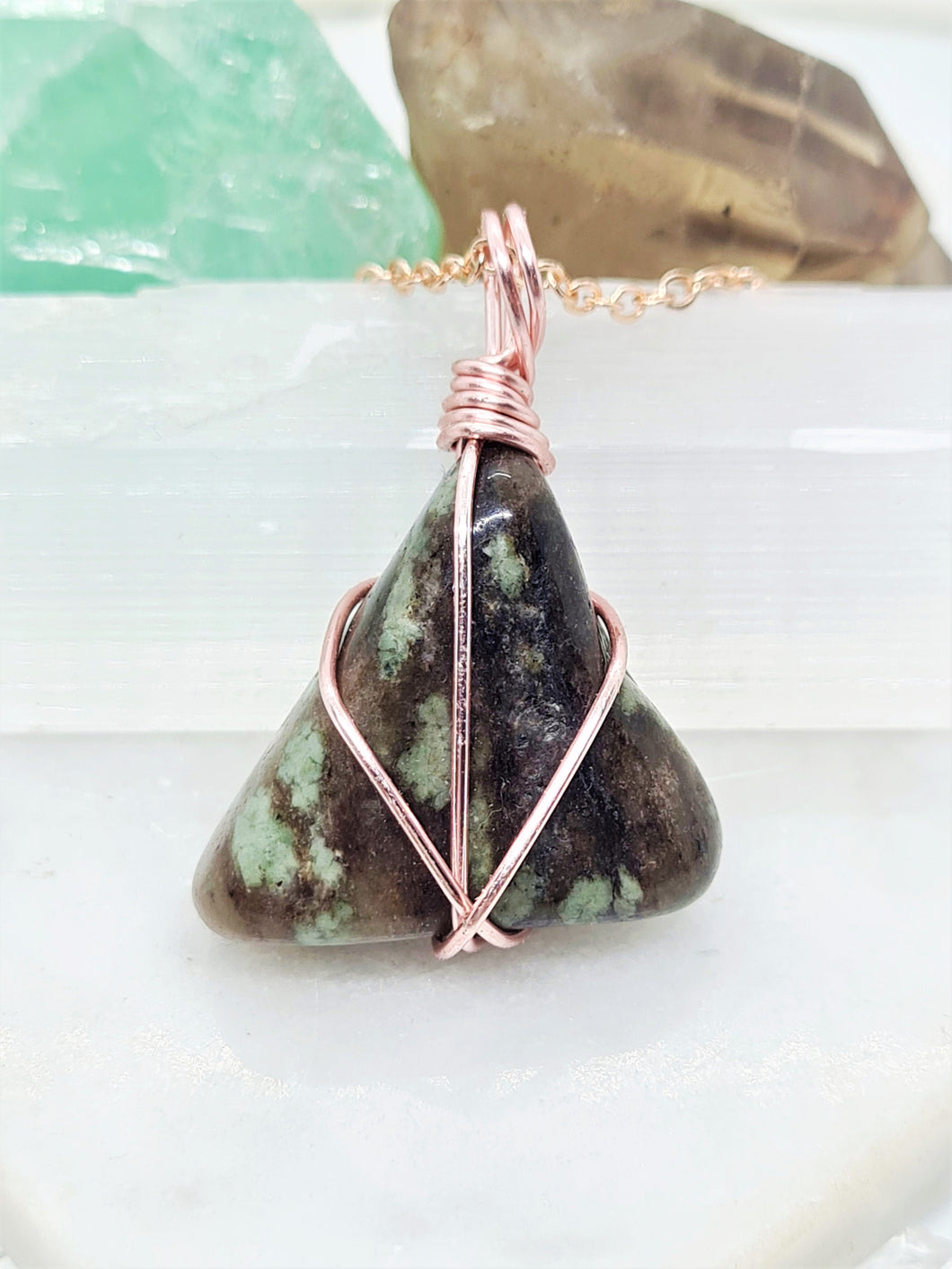 Reach your full potential and build the life of your dreams. Nundorite supports you to keep moving forward and stay focused on your goals. 
